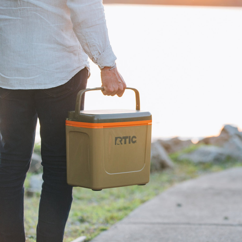 8 QT Road Trip Personal Cooler
